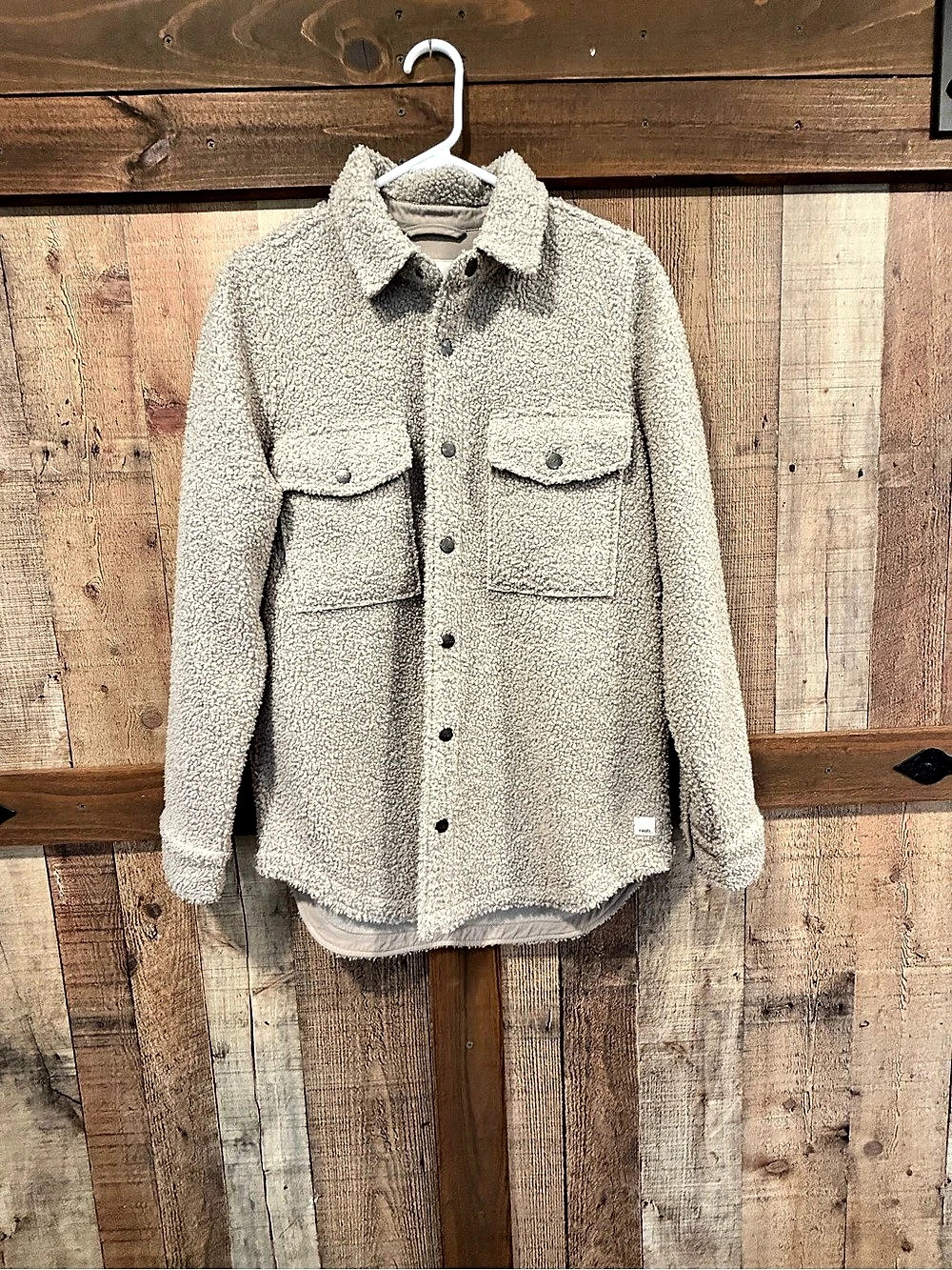 Vuori Sycamore Jacket in Beige small